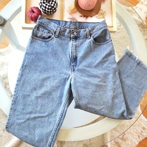 Levi Jeans 550 Relaxed Fit Tapered Leg